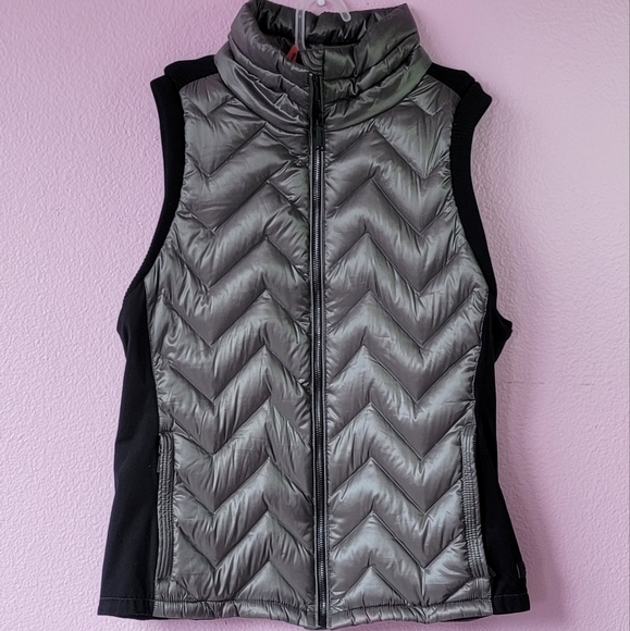 Calvin Klein Performance Metallic Granite Down Vest/SIZE M. - Picture 3 of 15